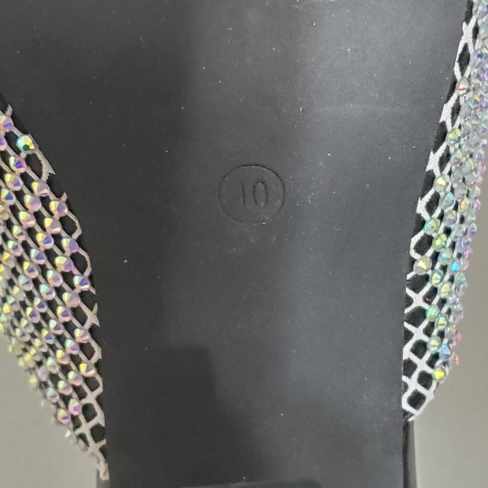 Liliana Black and Silver Fishnet Women's Heels - Picture 6 of 7